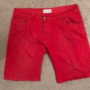 Zara men’s denim shorts red